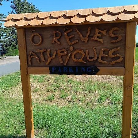 Roulotte O Reves Atypiques Hotel Bouce  Eksteriør billede
